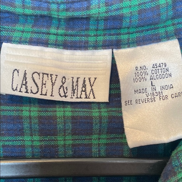 Casey & Max Women’s Large Plaid Felt Trees Button Down Ugly Christmas Shirt - Picture 4 of 4